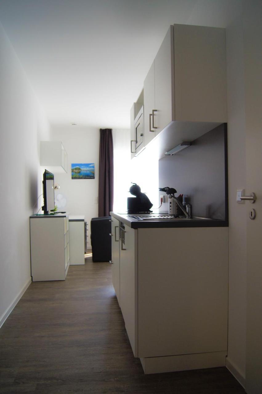 Apartment Boardinghouse *
